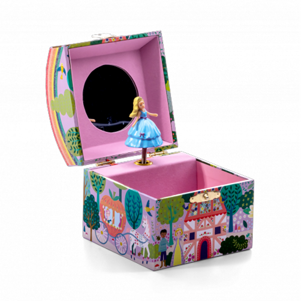 Muzikāla dārglietu kastīte, Pasaku kupols